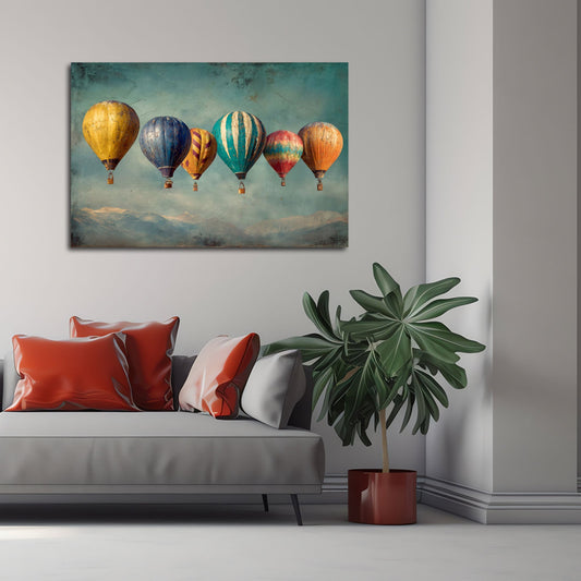 Heißluftballon Wandbild über einem Sofa im Wohnraum