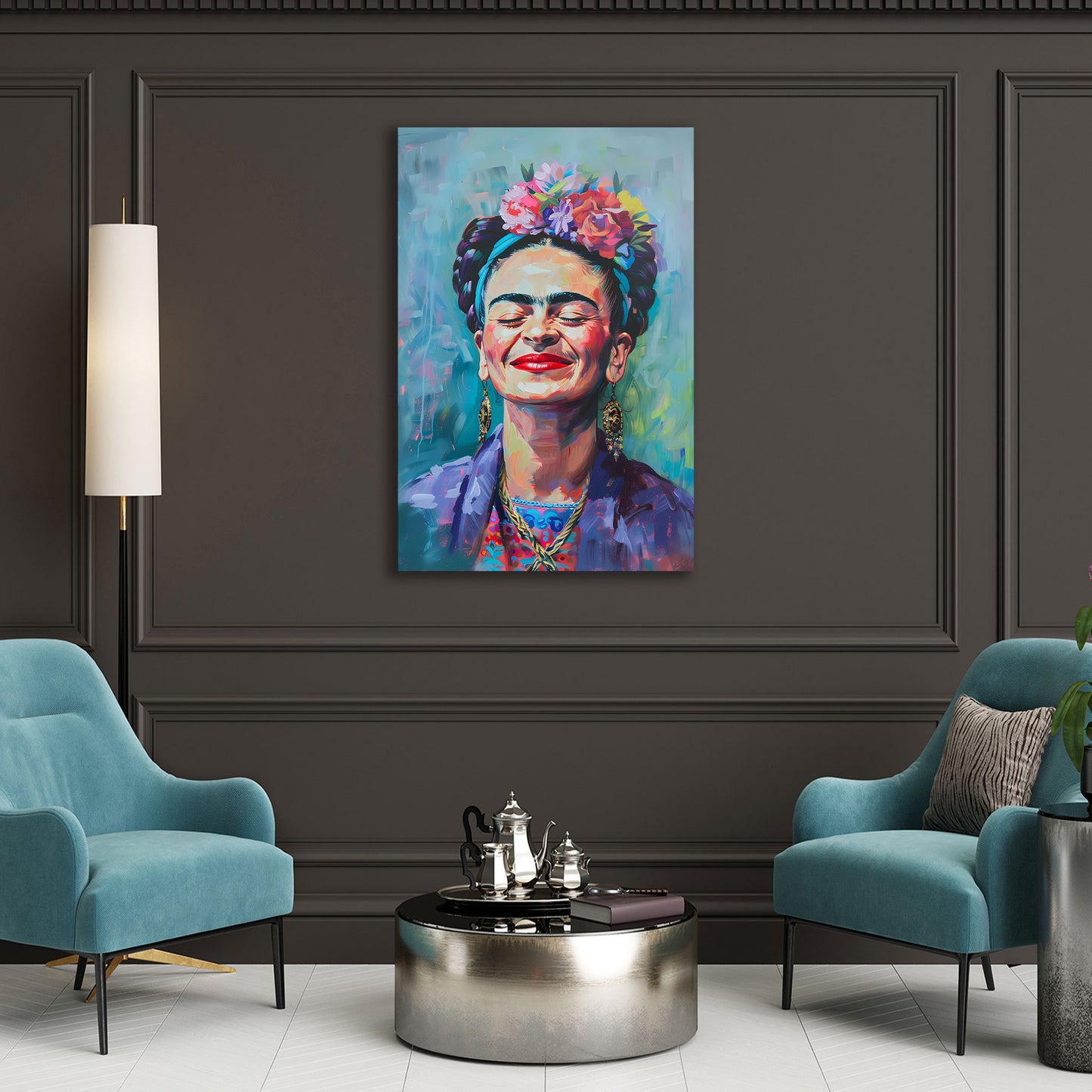 Frida Porträt lächelnd mit Blumenkranz Wandbild