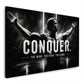 Conquer Fitness Motivation Wandbild in Schwarz-Weiß mit Bodybuilder