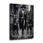 Fashion Frau mit Dobermännern Noire Élégance schwarz weiß Lederlook Wandbild