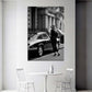 Frau Oldtimer Stadtstil Modeklassiker schwarz weiß Wandbild