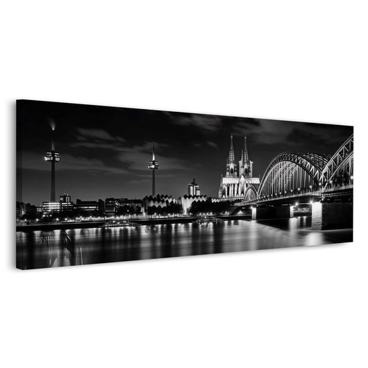 Köln Skyline mit Dom und Brücke bei Nacht Panorama Wandbild