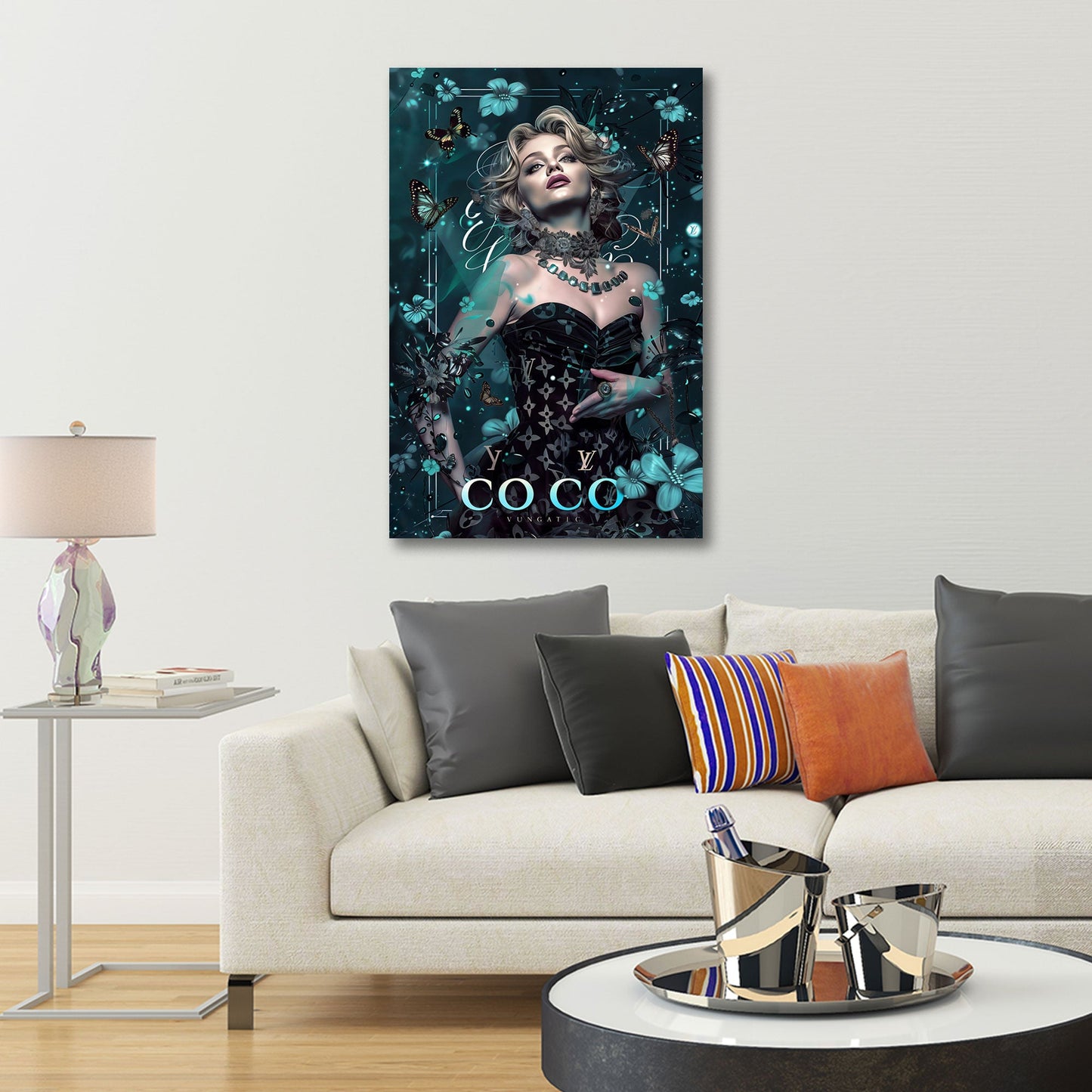 Madonna Porträt mit Schmetterlingen und Blumen Wandbild