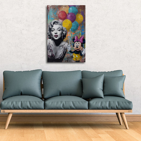 Marilyn und Comic Maus mit bunten Luftballons Graffiti Wandbild