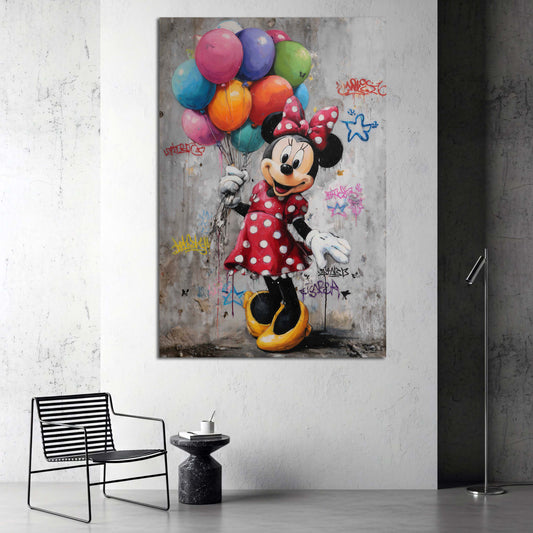Pop Art Maus mit bunten Luftballons vor Graffitiwand Wandbild