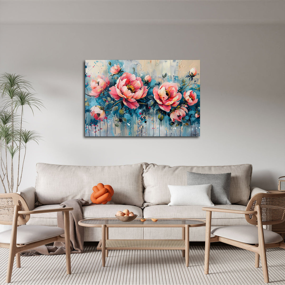 Blumen Wandbild mit rosa Pfingstrosen über einem Sofa im Wohnraum