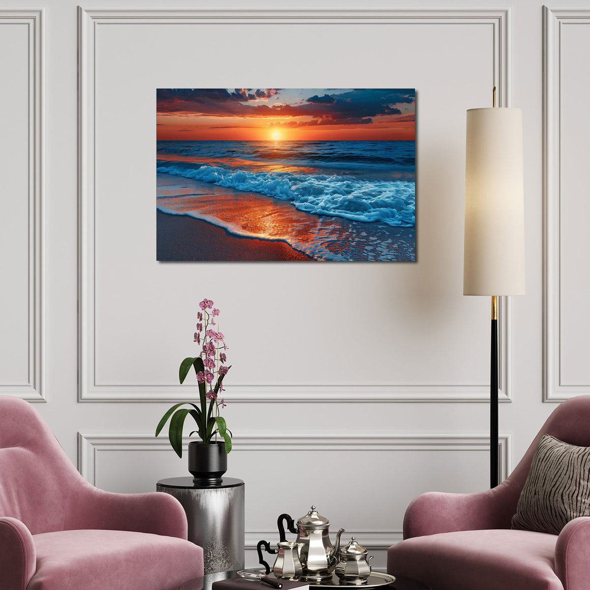 Maritimes Wandbild über einem Sofa im Wohnraum