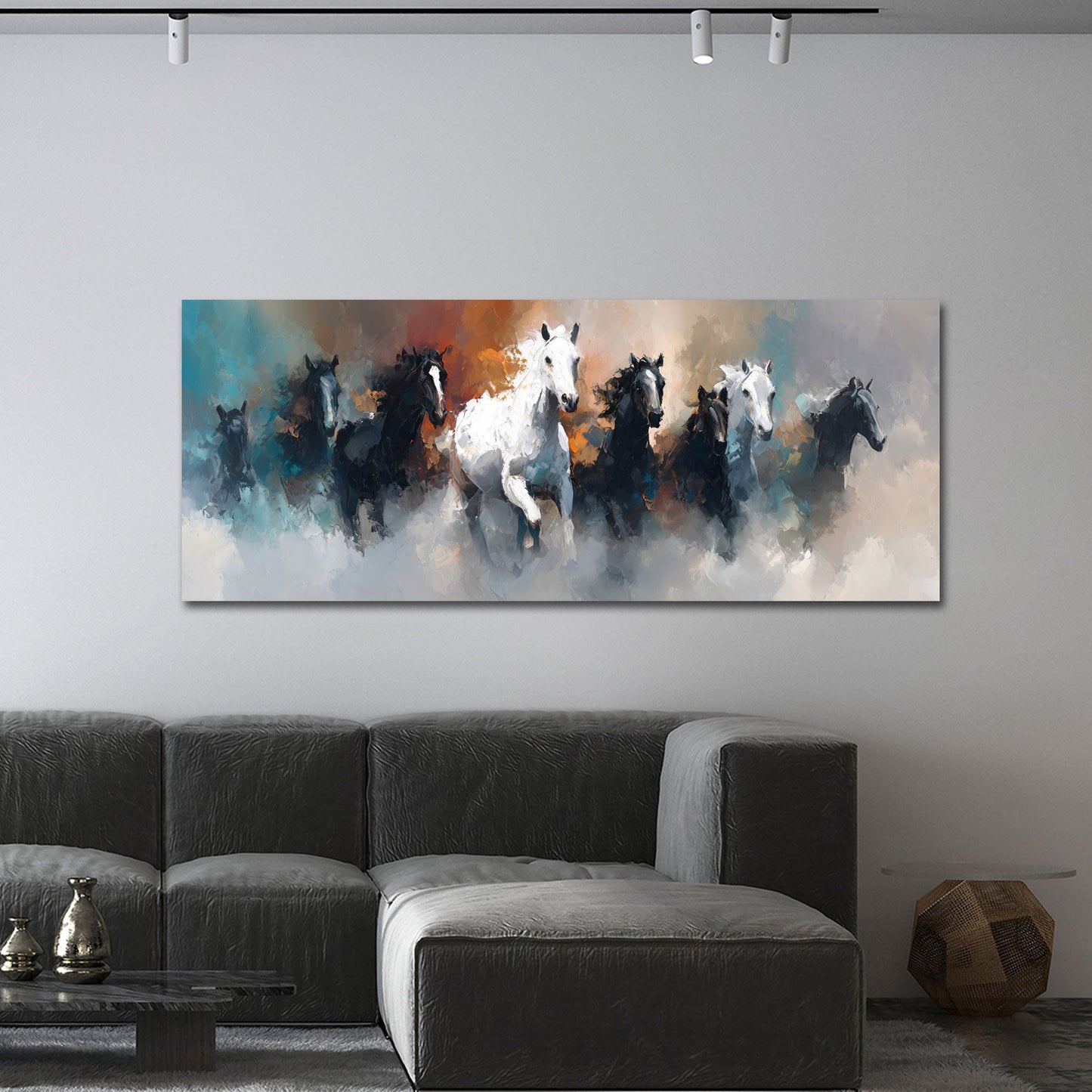 Weißes Pferd führt die Herde durch den Nebel Wandbild